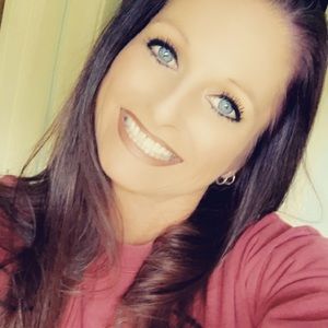 Meet your Posher, Beverly